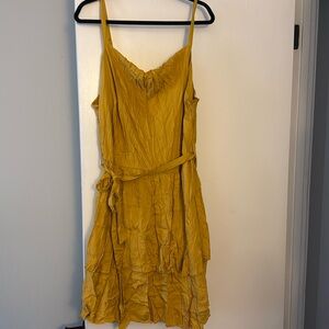 Plus size mini dress. Scold hanging neck. Layered skirt. Mustard color.